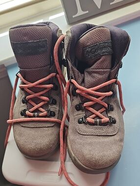 Columbia Newton Ridge Plus Waterproof Amped Boots
